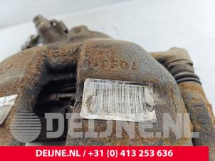 Toyota Pro-Ace City Front brake calliper, right O170899 photo 3