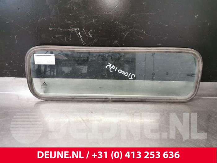 Mitsubishi Canter Fenster hinten O170933