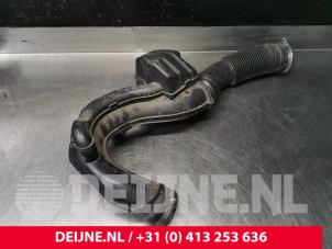 Opel Vivaro Ansaugschlauch Luft O170937 foto 3