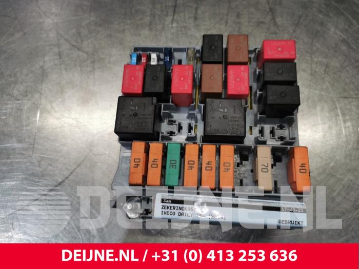 Iveco New Daily Fuse box O171010