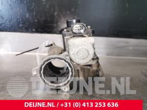 Volkswagen Caddy EGR Klep O171052 foto 3