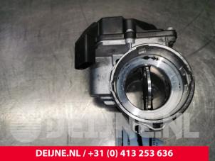 Volkswagen Caddy Drosselklappengehäuse O171053 foto 2