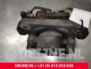 Toyota Pro-Ace Bremszange links vorne O171109 foto 2