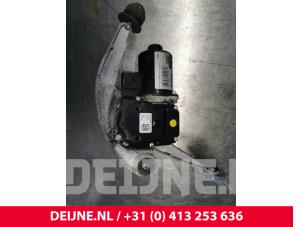 Ford Transit Connect Scheibenwischermotor vorne O171143 foto 3