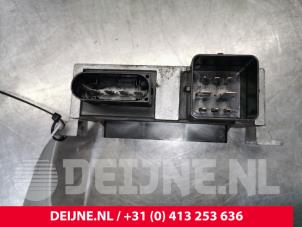 Renault Master Voorgloei Relais O171179 foto 3