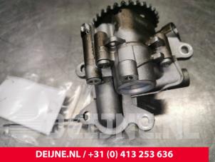 Ford Transit Custom Oil pump O171272 photo 2