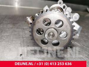 Ford Transit Custom Oil pump O171272 photo 3