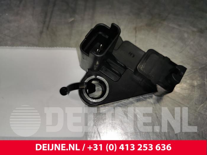 Gebruikte Krukas sensor Volvo V40 (MV) 1.6 D2 Prijs € 20,00 Margeregeling aangeboden door van Deijne Onderdelen Uden B.V.