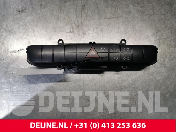 Mercedes Vito Paniekverlichtings Schakelaar O171387