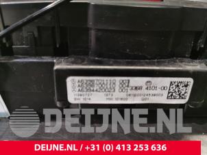 Mercedes Vito Panikbeleuchtung Schalter O171387 foto 3