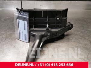 Mercedes ML-Klasse Oil suction pipe O171457 photo 3
