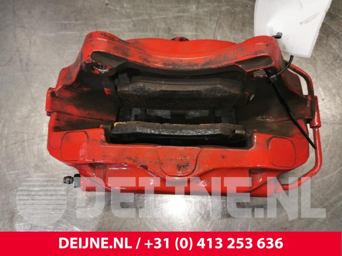 Tesla Model S Remklauw (Tang) rechts-achter O171546