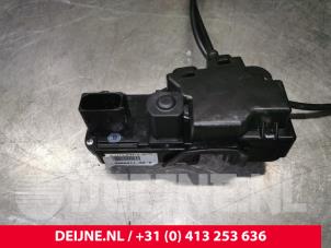Tesla Model S Rear door lock mechanism 4-door, left O171614 photo 2