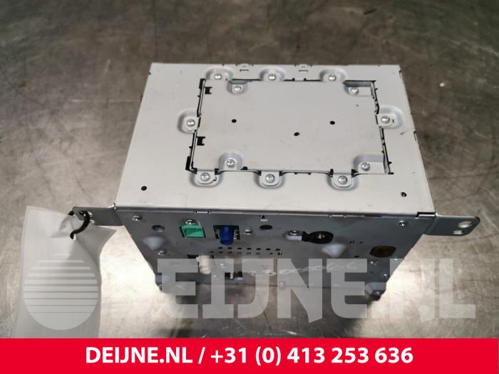 Volvo XC60 Multi-media control unit O171765