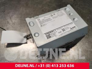 Volvo XC60 Multi-media control unit O171765 photo 3