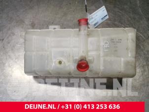 Gebruikte Expansievat Tesla Model S 85D Prijs € 60,50 Inclusief btw aangeboden door van Deijne Onderdelen Uden B.V.