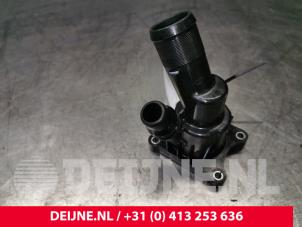 Volvo V40 Thermostatgehäuse O171862 foto 2