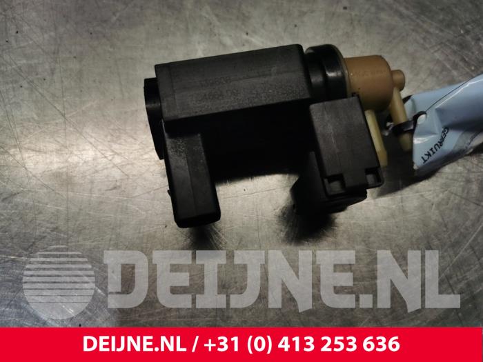 Volvo V40 Turbodrukregelaar O171868