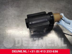 Volvo V40 Turbodruckregler O171868 foto 3