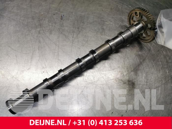 Gebruikte Nokkenas Volvo V40 (MV) 2.0 D2 16V Prijs € 125,00 Margeregeling aangeboden door van Deijne Onderdelen Uden B.V.