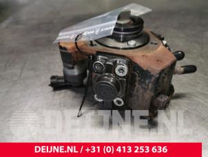 Opel Combo Mechanical fuel pump O171886 photo 2