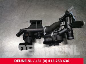 Renault Trafic Thermostaathuis O171901 foto 2