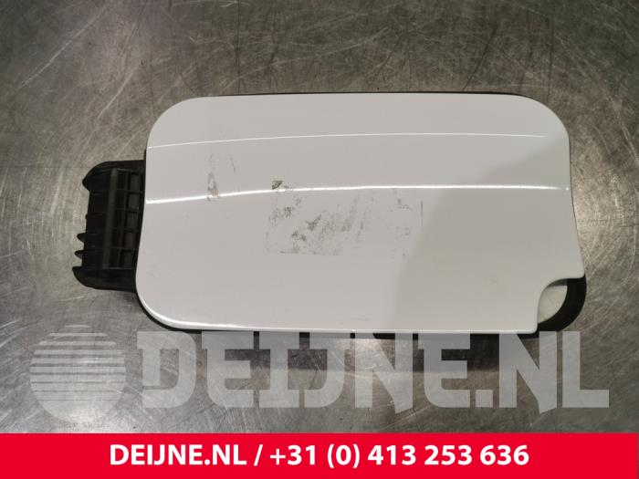 Peugeot Partner Tankklappe O172010