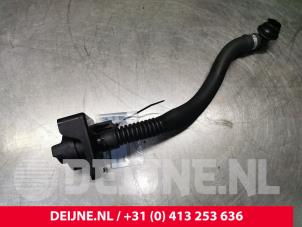 Mercedes Vito Öl Füllrohr O172018 foto 2
