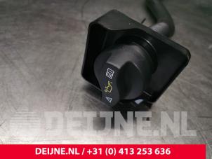 Mercedes Vito Öl Füllrohr O172018 foto 3