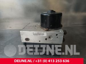 Volvo S80 ABS Pumpe O172037 foto 3