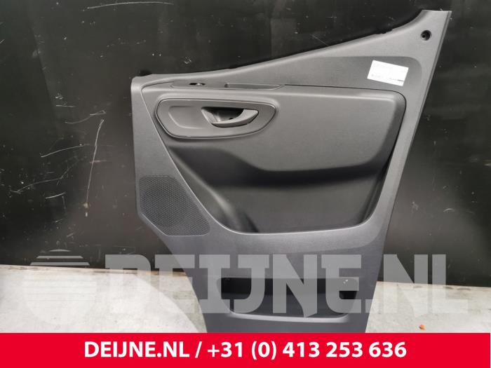 Mercedes Sprinter Türverkleidung 2-türig rechts O172130