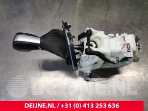 Renault Trafic Gear stick O172159 photo 2