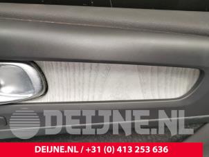 Volvo XC40 Front door trim 4-door, right O172187 photo 2