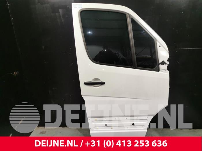 Mercedes Sprinter Door 2-door, right O172201
