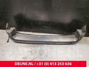 Peugeot Partner Stoßstange hinten O172239 foto 2