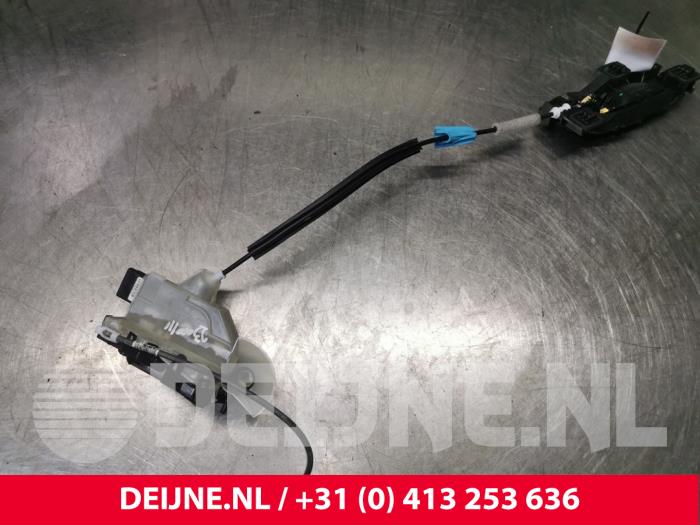 Peugeot Partner Türschlossmechanik 2-türig links O172276