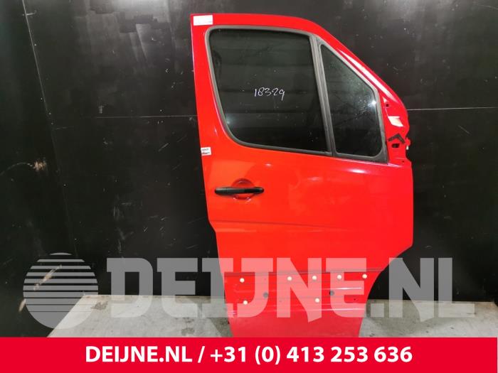 Volkswagen Crafter Tür 2-türig rechts O172321