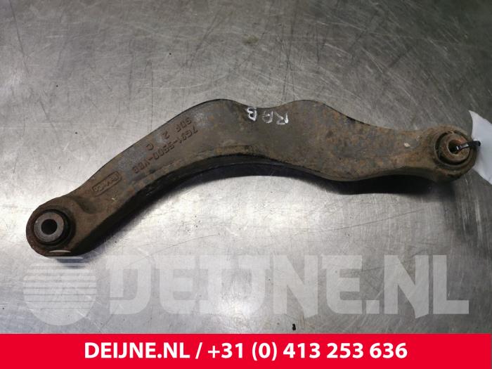 Volvo XC70 Draagarm boven rechts-achter O172325