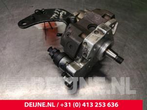 Peugeot Partner Brandstofpomp Mechanisch O172334 foto 2