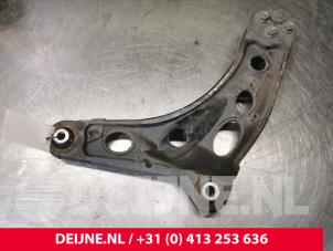 Renault Trafic Querlenker unten rechts vorne O172353 foto 2