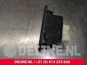 Renault Trafic Electric window switch O172355 photo 2
