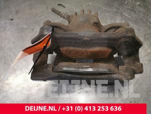 Renault Trafic Front brake calliper, right O172364 photo 2