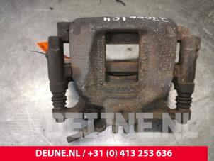 Renault Trafic Front brake calliper, right O172364 photo 3