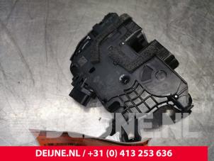 Renault Trafic Türschlossmechanik 2-türig rechts O172381 foto 3