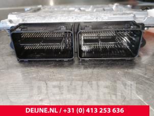 Volvo V60 Engine management computer O172400 photo 3