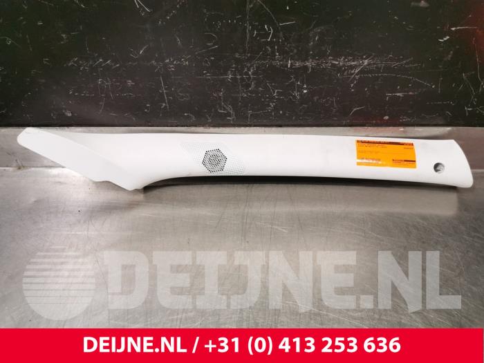 Iveco New Daily A-pillar cover, right O172406