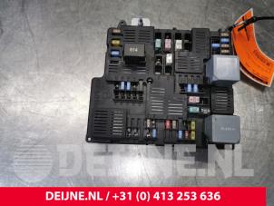 Volvo V60 Zekeringkast O172414 foto 2