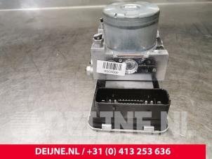 Volvo V60 ABS Pumpe O172419 foto 2