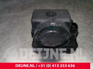 Gebruikte Alarm sirene Volvo V60 II (ZW) 2.0 D4 16V Prijs € 50,00 Margeregeling aangeboden door van Deijne Onderdelen Uden B.V.