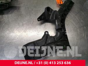 Volvo V60 Rear bumper bracket, right O172437 photo 2